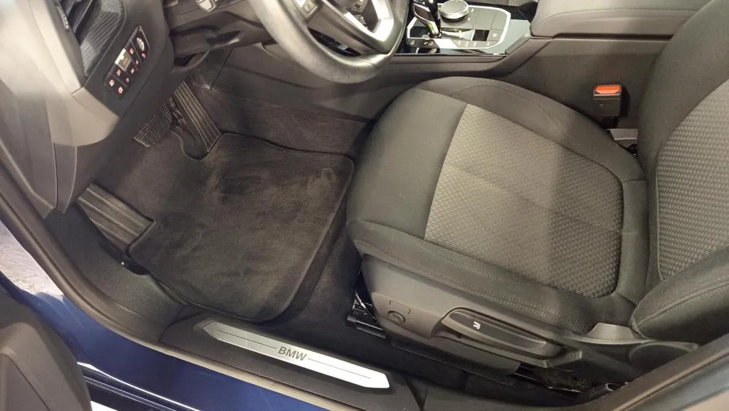 BMW_218i Gran Coupe_17254_54529.webp